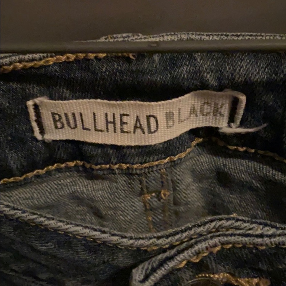 Bullhead shorts - Picture 2 of 3